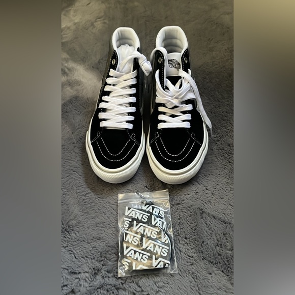 Brand new vans SK8-HI tops - Picture 4 of 5
